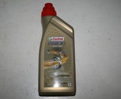 Olej Castrol Power1 Racing 2T, 1 litr