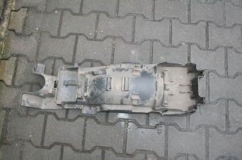 Błotnik tył nadkole Yamaha XJ600