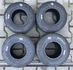 Komplet opon kartingowych marki Bridgestone slik nr.13  4/10-5 5/11-5